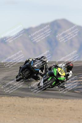 media/Nov-16-2025-Race Pace (Sun) [[8c5fa54630]]/Verified Riders/8-Turn 12 (120pm)/